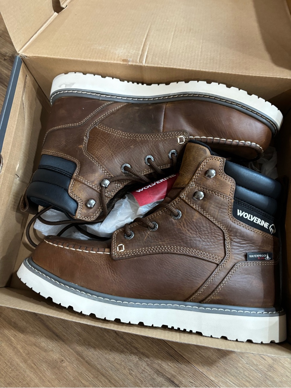 NIB Wolverine Men's Brown Steel Toe Waterproof Work Boots